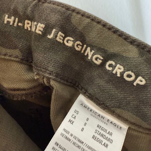 American Eagle High Rise Jegging Crop Green Camo Next Level Stretch - Picture 4 of 7